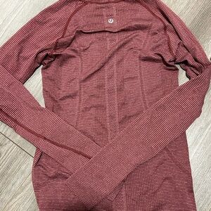 (6) Lululemon Swiftly Tech Long Sleeve
